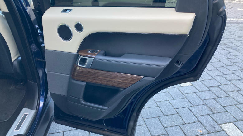 Land Rover Range Rover Sport 2.0 P400e Autobiography Dynamic 5dr Auto Estate